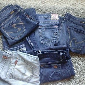 All these JEANS!!